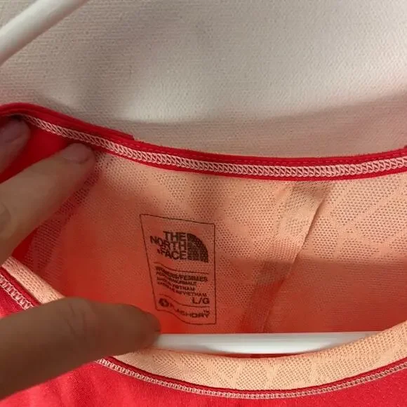 The North Face Top - Women's Large - Picture 2 of 4